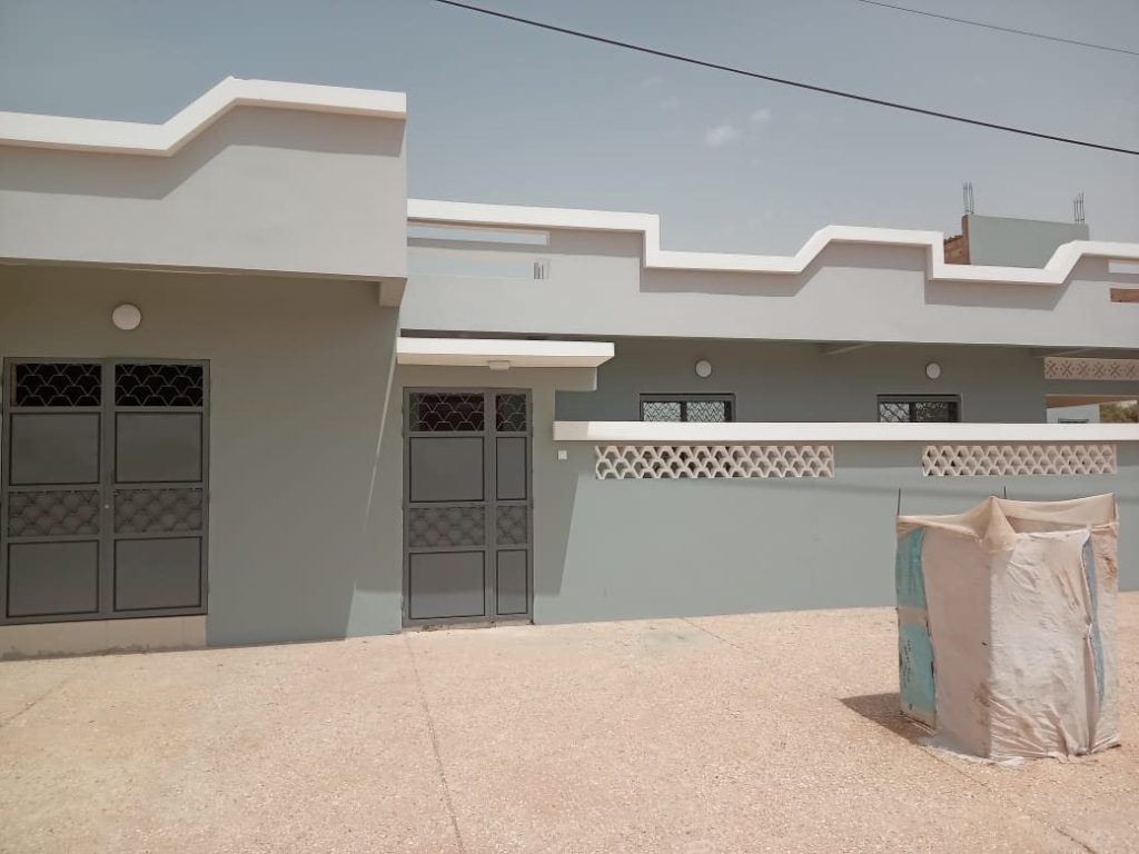 Das fertiggestellte Gebäude der Beratungsstelle Naforé in Podor, Senegal